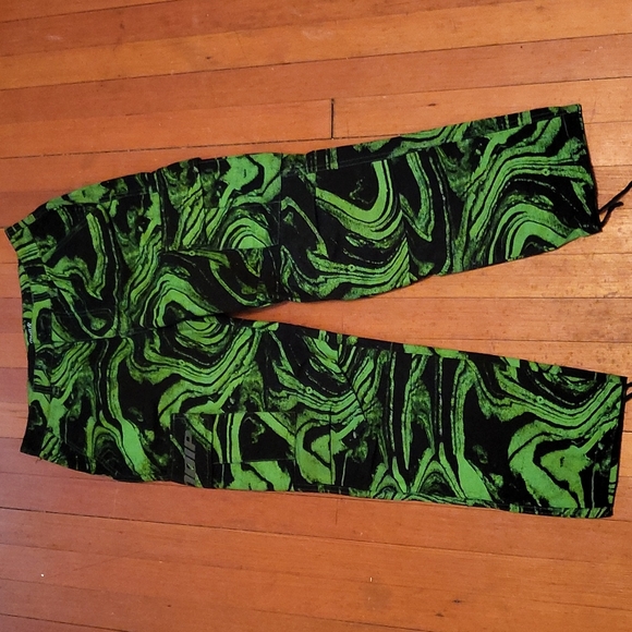 Rip n Dip Cargo Pants - Swamp Green - Picture 1 of 2